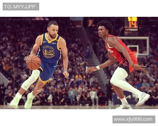 火箭与勇士的激烈对决12月2日NBA赛场精彩瞬间回顾